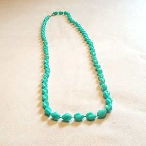 Vintage Sarah Cov. Light Green Single Necklace